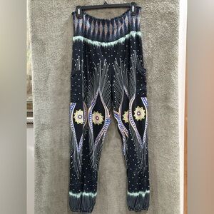 Women's Black Patterned Pants